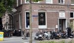 Amsterdam 2 juni 2020
Bij de restaurants van Gordon zijn de terassen bijna leeg . (Blushing en The Burgerroom)