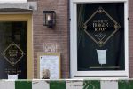 Amsterdam 16 mei 2020
Panden the Burger Room en Blushing van Gordon zijn nog gesloten vanwege Corona