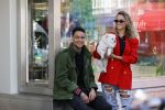 Amsterdam 27 mei 2020
Gregory v d Wiel en zijn vriendin Rose Bertram zijn weer terug naar Nederrland verhuisd.