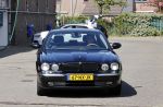 Castricum 11 mei 2020
Henny Huisman is zijn auto ( jaguar) aan het poetsen.