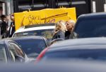 Amsterdam 23 mei 2020
Jaap v Zweden op de fiets op de pc Hooftstraat. Jaap kust zijn vrouw Aaltje