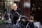 Amsterdam 23 mei 2020
Jaap v Zweden op de fiets op de pc Hooftstraat.