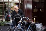Amsterdam 23 mei 2020
Jaap v Zweden op de fiets op de pc Hooftstraat.