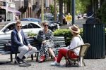 Amsterdam 27 mei 2020
Jair Ferwerda en Dymphie Juffermans - Geurts overleggen over nieuwe programma