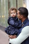 Amsterdam 6 jun i 2020
Jalal Oba met zijn dochter Lina op de pc hooftstraat