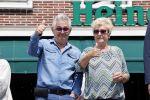 Volendam, 1 Juni 2020
Jan Tuyp met zijn vrouw