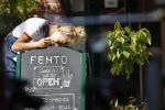 Amsterdam 6 mei 2020
Jennifer Hofman werkt parttime in het restaurant van haar vriend