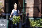 Amsterdam 6 mei 2020
Jennifer Hofman werkt parttime in het restaurant van haar vriend