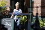 Amsterdam 6 mei 2020
Jennifer Hofman werkt parttime in het restaurant van haar vriend
