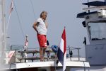Loosdrecht 7 mei 2020
Jeroen Pauw op zijn boor met de naam buitenvrouw in de haven in Loosdrecht.