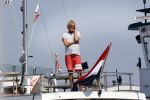 Loosdrecht 7 mei 2020
Jeroen Pauw op zijn boor met de naam buitenvrouw in de haven in Loosdrecht.
