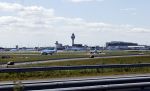 Schiphol 5 mei 2020
KLM vliegtuigen aan de grond op schiphol vanwege corona .