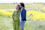 Uitdam 4 mei 2020
Katja Schuurman ( zwanger) en haar man op de dijk bij Uitdam.