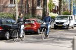 Amsterdam 4 mei 2020
Kim v Kooten en Jacob Derwig op ded fiets in Amsterdam zuid.