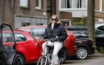 Amsterdam 15 mei 2020
Lieke v Lexmond op de fiets in Amsterdam