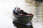 Amsterdam 27 mei 2020
Lieke v Lexmond en haar man Bas v Veggel varen in hun boot door de grachten van Amsterdam .