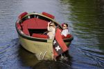 Amsterdam 27 mei 2020
Lieke v Lexmond en haar man Bas v Veggel varen in hun boot door de grachten van Amsterdam .