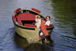 Amsterdam 27 mei 2020
Lieke v Lexmond en haar man Bas v Veggel varen in hun boot door de grachten van Amsterdam .