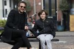 Amsterdam 16 mei 2020
Marco Geeratz ( man Chantal janzen) met hun zoontje in Amsterdam zuid