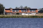 Uitdam 4 mei 2020
Mark Klein Essink heeft een nieuw huis gekocht wat helemaal verbouwd wordt.
Het schijnt een bed & breakfast te worden.