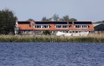 Uitdam 4 mei 2020
Mark Klein Essink heeft een nieuw huis gekocht wat helemaal verbouwd wordt.
Het schijnt een bed & breakfast te worden.