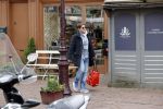 Amsterdam 2 mei 2020
Martijn Krabbe en zijn vrouw Deborah gaan op de scooter eten kopen bij een indonesische toko