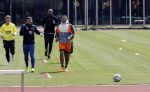 Amsterdam 14 mei 2020
Memphis Depay Edgar David Orlando Engelaar en Ronald Koeman jr trainen in het olympisch stadion.