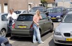 Noordwijk 12 juni 2020
Albert Barnhoorn en zijn dochter Nathalie Barnhoorn arriveren bij haar Appartement. Het verhaal dat zij een relatie met Dirk Kuyt zou hebben klopt helemaal niet.