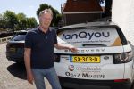 Harlingen 28 mei 2020
Piet Paulusma voor zijn huis in Harlingen.