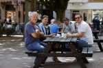 Amsterdam 31 mei 2020
Quincy Schellevis met zijn vrouw op terras in de cornelis schuytstraat. Met Mark Teurlings