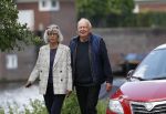 Amsterdam 23 mei 2020
Rob v d Meeberg met zijn vrouw op straat in Amsterdam zuid