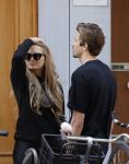 Amsterdam 23 mei 2020
Romee Strijd en haar man  Laurens van Leeuwen in Amsterdam zuid.