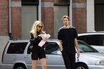 Amsterdam 23 mei 2020
Romee Strijd en haar man  Laurens van Leeuwen in Amsterdam zuid.