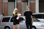 Amsterdam 23 mei 2020
Romee Strijd en haar man  Laurens van Leeuwen in Amsterdam zuid.