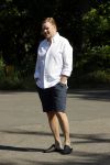 Naarden 9 mei 2020
Ronald Koeman wandelend op straat een paar dagen na zijn ziekenhuis opname