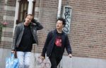 Amsterdam 24 mei 2020
Rop Verheijen met zijn partner op straat in Amsterdam zuid.