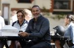 Amsterdam 27 mei 2020
Ruud Gullit Karin de Rooij en Mark Teurlings op terras.