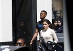 Amsterdam 18 mei 2020
Ryan Gravenberch met â€¦ op de pc hooftstraat