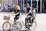 Amsterdam 29 mei 2020
Steven Kazan met zijn vrouw Jamie en hun zoontje