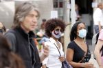 Amsterdam 1 juni 2020
Demonstratie op de dam tegen politiegeweld tegen donkere mensen naar aanleiding van de dood van George Floyd door poltieman in USA. Sylvana Simons