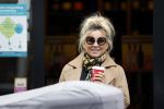 Amsterdam 15 mei 2020
Tatjana drinkt kopje koffie op de beethovenstraat