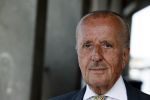 Volendam 1 juni 2020
Forum van Democratie met Thierry Baudet Theo Hiddema en Wybren van Haga zijn in Volendam tijdens de opening van de terrassen.