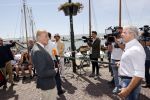 Volendam 1 juni 2020
Forum van Democratie met Thierry Baudet Theo Hiddema en Wybren van Haga zijn in Volendam tijdens de opening van de terrassen.