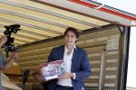 Volendam 1 juni 2020
Forum van Democratie met Thierry Baudet Theo Hiddema en Wybren van Haga zijn in Volendam tijdens de opening van de terrassen.