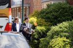 Hilversum Barneveld 13 juni 2020
Thierry Baudet gaat het land in om de krantjes van Forum voor democratie uit te delen. Zijn vriendin Davide legt alles vast met haar camera.