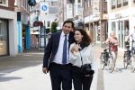 Hilversum Barneveld 13 juni 2020
Thierry Baudet gaat het land in om de krantjes van Forum voor democratie uit te delen. Zijn vriendin Davide legt alles vast met haar camera.
