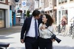 Hilversum Barneveld 13 juni 2020
Thierry Baudet gaat het land in om de krantjes van Forum voor democratie uit te delen. Zijn vriendin Davide legt alles vast met haar camera.