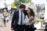 Hilversum Barneveld 13 juni 2020
Thierry Baudet gaat het land in om de krantjes van Forum voor democratie uit te delen. Zijn vriendin Davide legt alles vast met haar camera.
