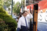 Hilversum Barneveld 13 juni 2020
Thierry Baudet gaat het land in om de krantjes van Forum voor democratie uit te delen. Zijn vriendin Davide legt alles vast met haar camera.