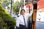 Hilversum Barneveld 13 juni 2020
Thierry Baudet gaat het land in om de krantjes van Forum voor democratie uit te delen. Zijn vriendin Davide legt alles vast met haar camera.